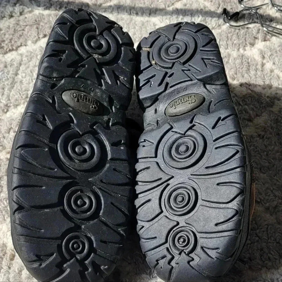 VTG Y2K 90s Simple shoes, mens size 7 Or Womens 5 - Picture 7 of 10